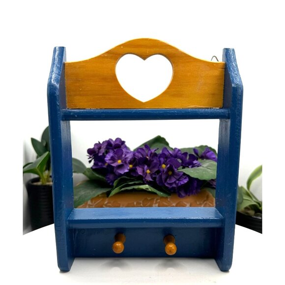 Mini Heart Cutout Wooden Wall Shelf With Pegs - Picture 1 of 8